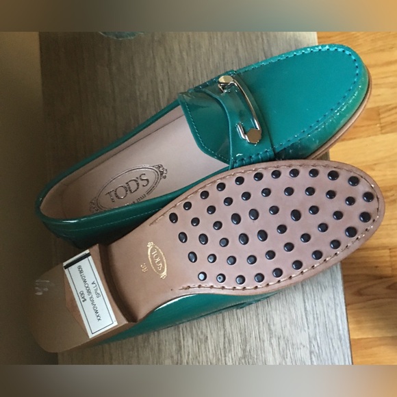 New Tod's Gommino Women's Loafers - Picture 4 of 7